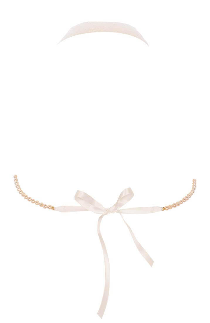 Sensuel elfenbenshvid blonde bralette med hvide Manacor perler fra COAX Copenhagen