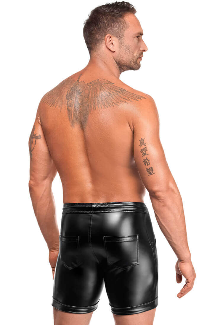 Herre fetish shorts i sort mat wetlook materiale