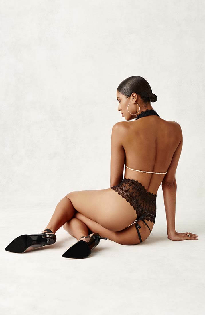 Sort hipster trusse med perlesnor - Geneva Panty - COAX Copenhagen
