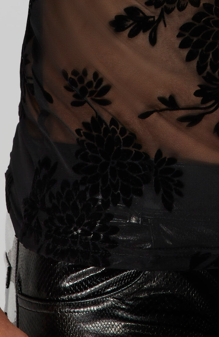 T-shirt med flock broderi - Face The Crowd - COAX Copenhagen