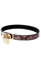 Indlæs billede til gallerivisning Faux pink &amp; guld slangeskinds choker/armbånd - COAX Copenhagen