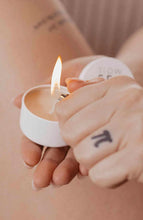 Indlæs billede til gallerivisning Erotisk Massage lys til intim nydelse