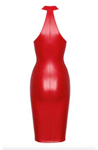 Indlæs billede til gallerivisning Rød wetlook bodycon halterneck kjole - Forbidden Desire - COAX Copenhagen