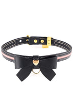 Indlæs billede til gallerivisning Sort faux læder butterfly choker &amp; snor - COAX Copenhagen