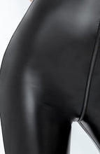 Indlæs billede til gallerivisning Wetlook X slangeskind catsuit - Crushing Hard