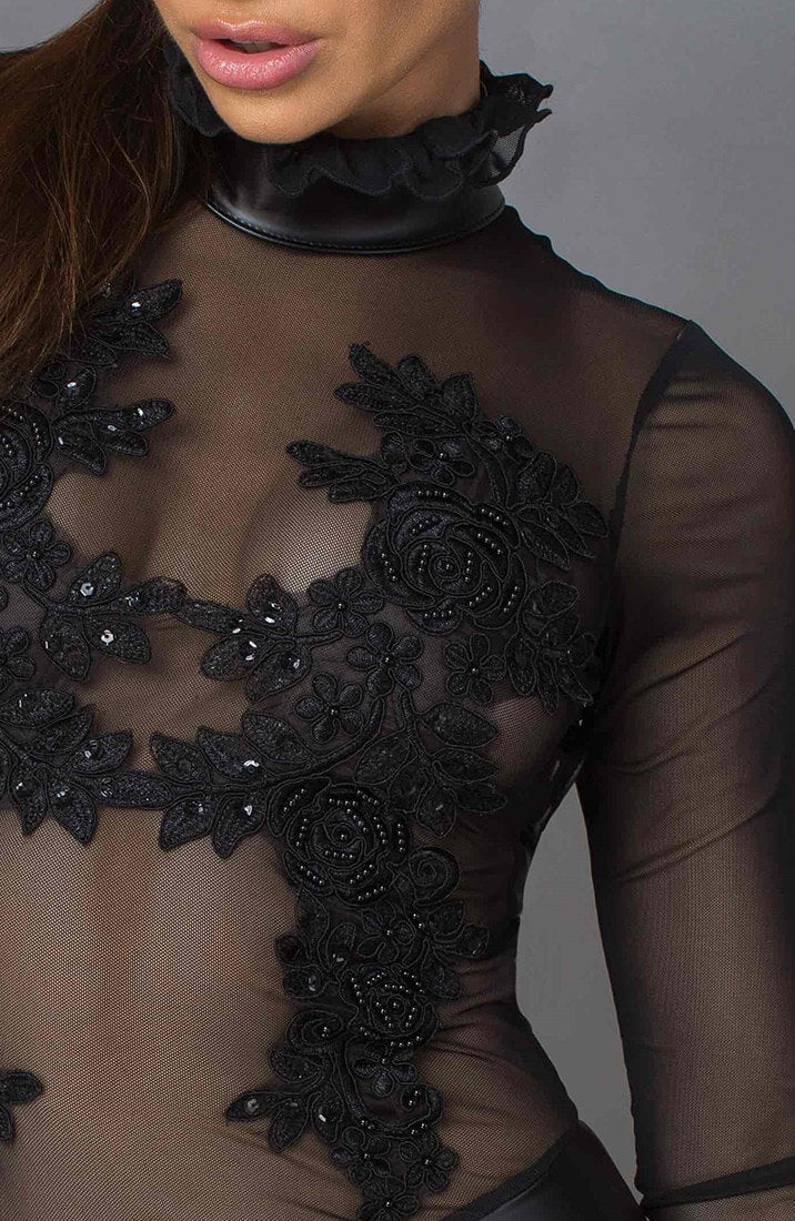 Wetlook kjole med broderi - V.I.P. Doll - COAX Copenhagen